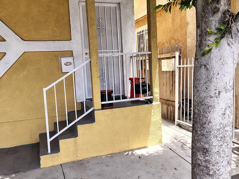 10516 Avalon Blvd #10516 — Photo 14