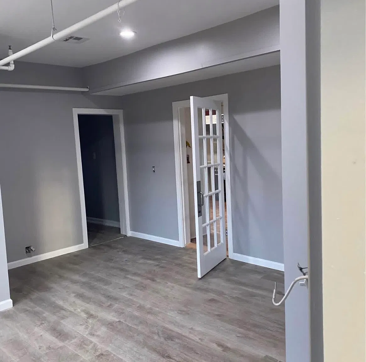 12 bed, 6000 sqft, $9,000 — Photo 3