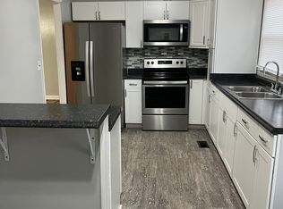 1800 Moore Dr, New Bern, NC 28562