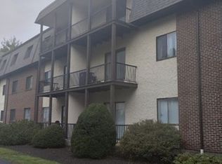 232 Canton St APT 205, Randolph, MA 02368
