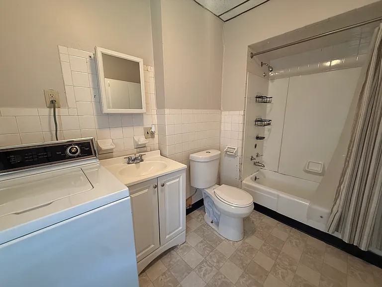 1108 E Gibson St #2 — Photo 10