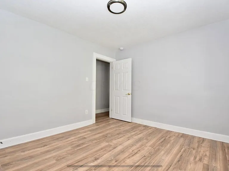 1167 Linwood Ave — Photo 13