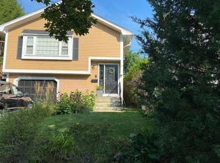 31 Barbara Rd, Waltham, MA 02453