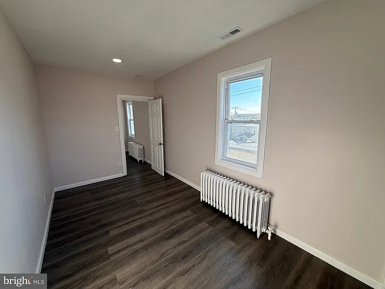 2537 E Auburn St #3 — Photo 6