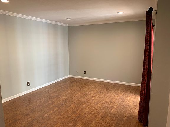 4th image of 5314 Birch Grove Dr