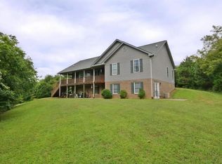 463 Parsons Rd, Troutville, VA 24175