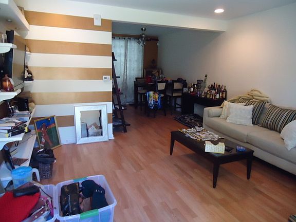 4th image of 7851 S South Shore Dr #1