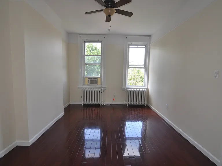 6027 71st Ave #2 — Photo 3
