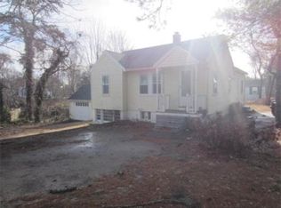 42 Choctaw Dr, Buzzards Bay, MA 02532