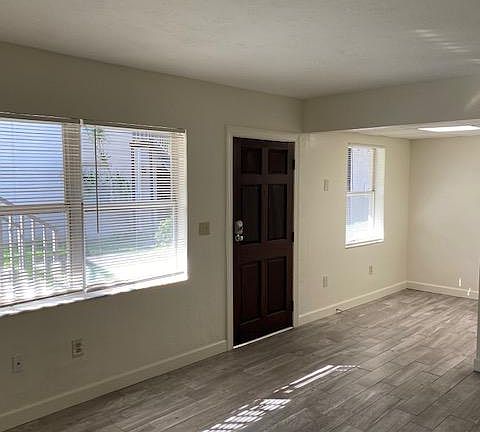 2nd image of 147 NE Monroe Cir N #3