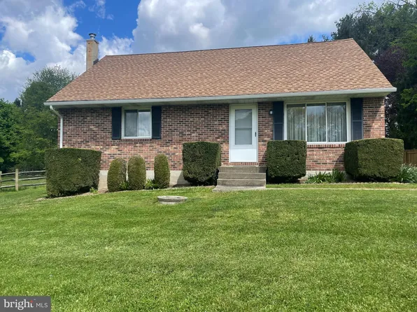 39 Poplar View Rd, Delta, PA 17314