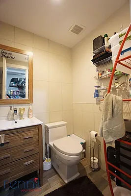 Rented by Rennit Inc. | media 31