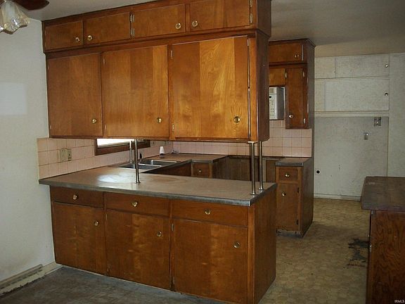 2nd image of 2825 Corby Blvd