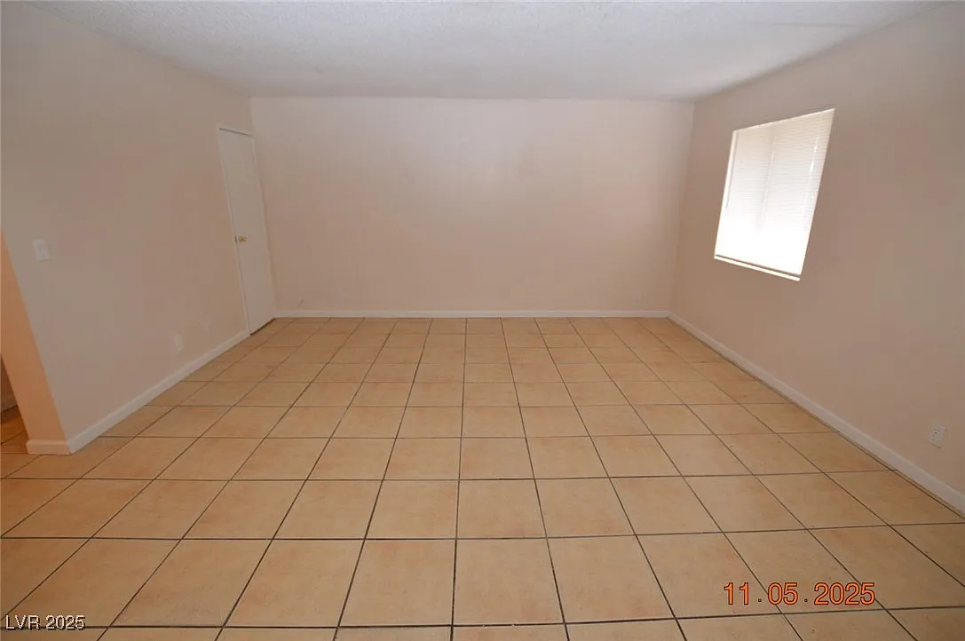 Photo 2 of 10 - 3240 Mary Dee Ave #D - North Las Vegas, NV Building Photo - 3240 Mary Dee Ave #D