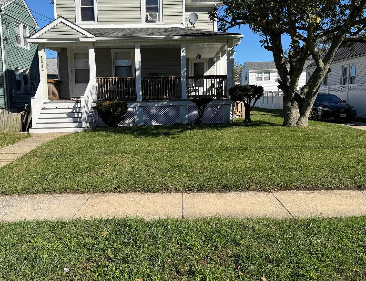 2 bed, $2,400 — Photo 1