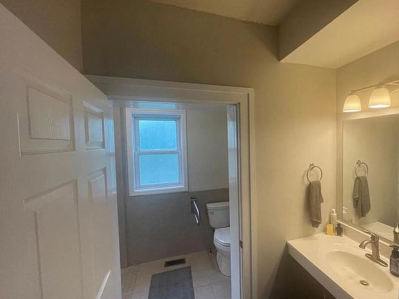 5th image of 3512 Wabash Ave #1