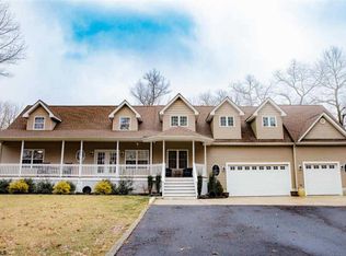 7467 Strand Ave, Mays Landing, NJ 08330