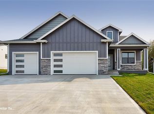 3314 NW Reinhart Dr, Ankeny, IA 50023