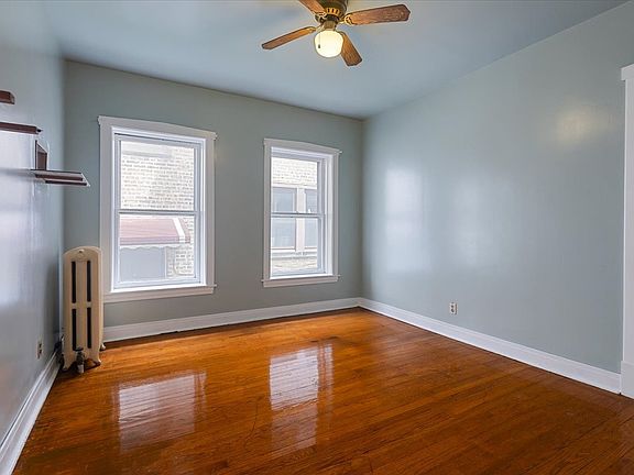 5th image of 6219 N Claremont Ave