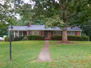 1800 Elizabeth St, Altavista, VA 24517