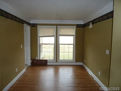 4th image of 1585 Crescent Dr