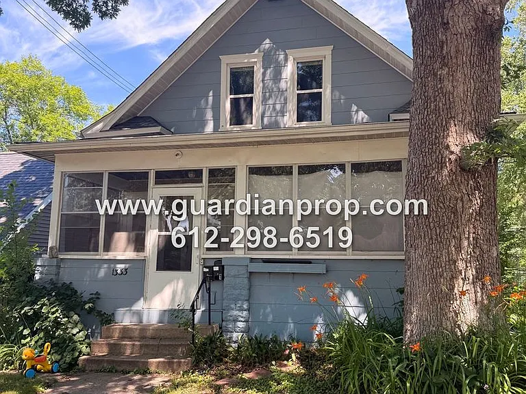 1333 James Avenue — Photo 1