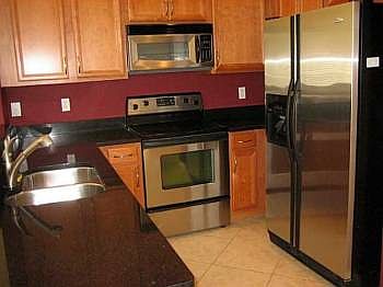 4th image of 1550 SE Hampshire Way