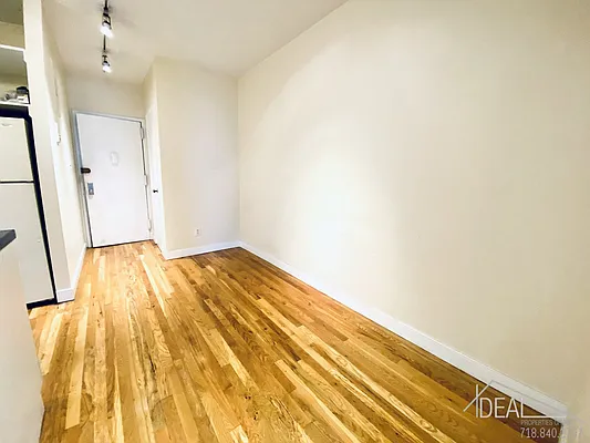 Rented by Ideal Properties Group | media 3