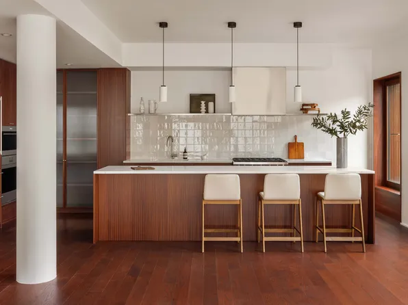 83 Thompson Street image 7 of 26