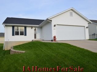 6501 Colorado Dr SW, Cedar Rapids, IA 52404