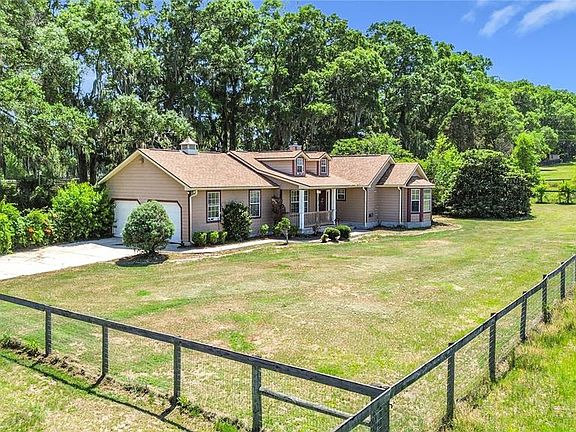 3rd image of 20540 SW 5th Pl