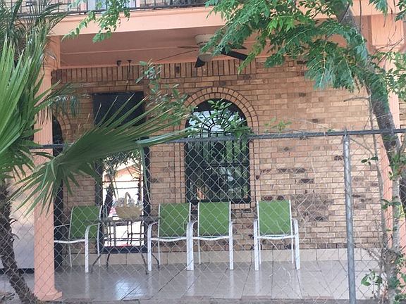 3rd image of 602 E Bogambilia Ave