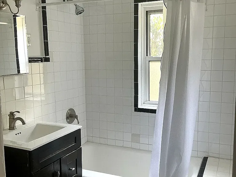241 Carlton Ave #3 — Photo 8