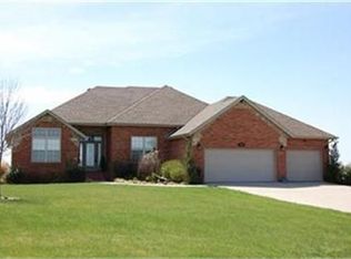 202 Evening Ln, Ozark, MO 65721