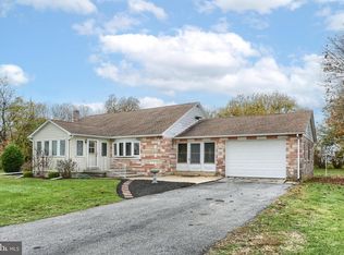 623 Firehouse Rd, Grantville, PA 17028