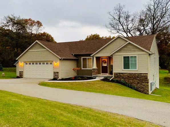 7903 Sable Valley Ct SE, Ada, MI 49301