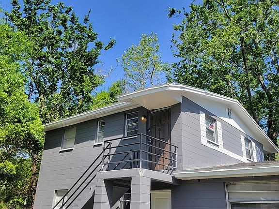 2nd image of 1716 Whitner St #3