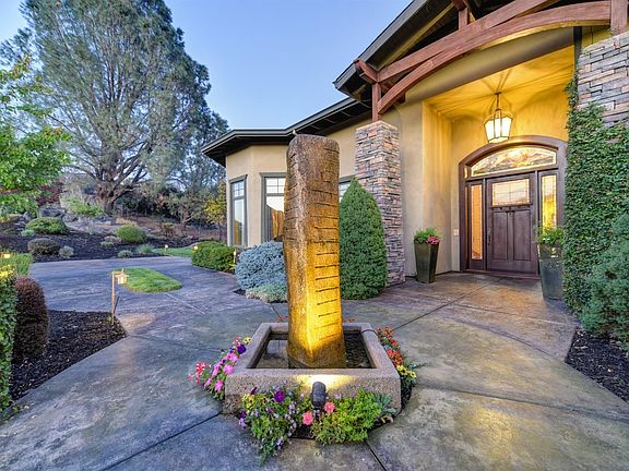 5th image of 9156 Eden Oaks Cir