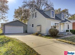 9461 Binney St, Omaha, NE 68134