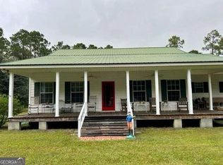 99 Primrose Ln, Nicholls, GA 31554