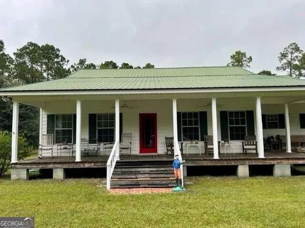 99 Primrose Ln, Nicholls, GA 31554