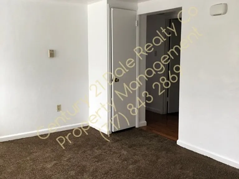 3086 Staunton Ave — Photo 6