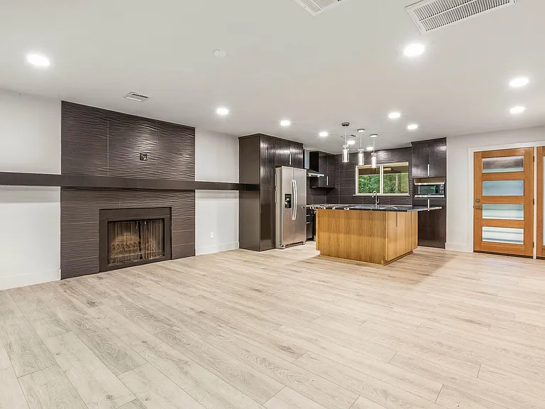 1310 E Red Cedar Cir — Photo 9