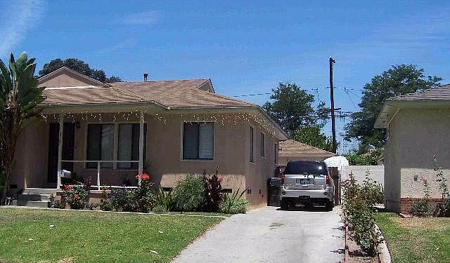 2nd image of 6207 Del Amo Blvd