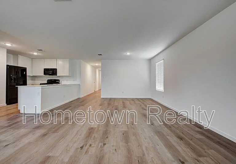 9612 NW 123rd St — Photo 7