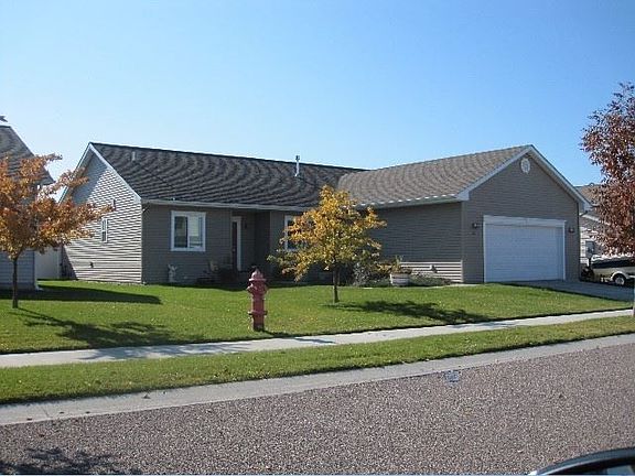 2nd image of 26 Carnegie Dr