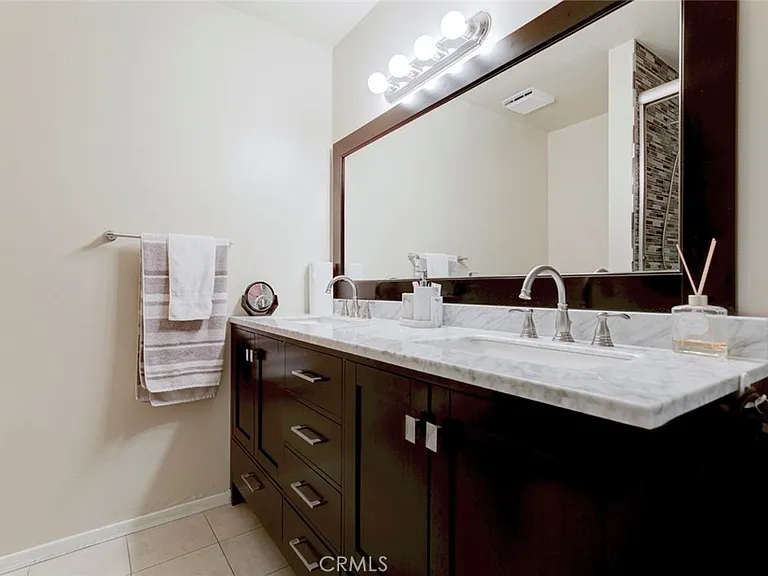 7631 Vineland Ave #2 — Photo 17