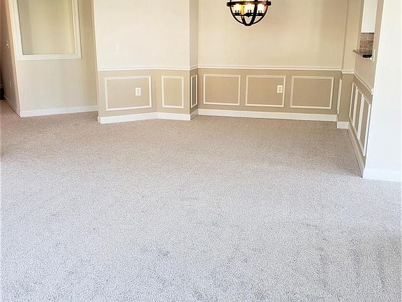 3rd image of 44475 Chamberlain Ter Unit 201