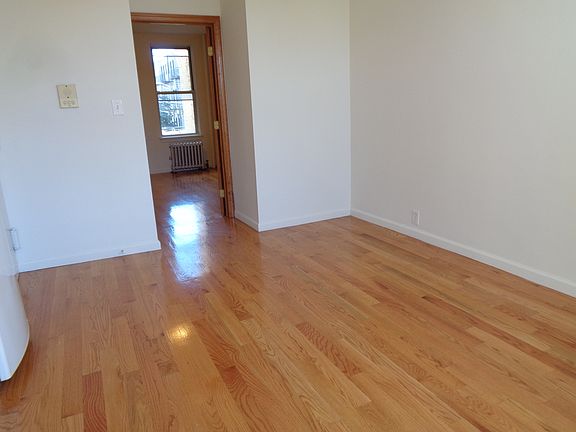 5th image of 4309 31st Ave APT 2F