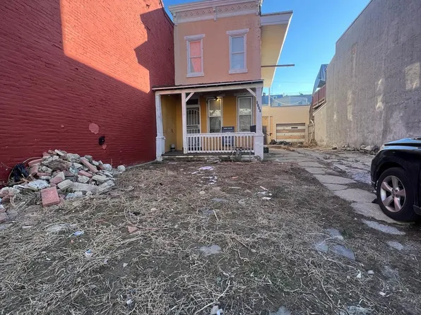 1327 Mulberry St, Reading, PA 19604